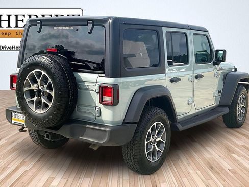 Used 2024 Jeep Wrangler Unlimited Sport AWD/4WD image 10