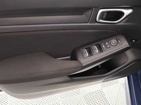 Used 2025 Honda Civic Sport image 14