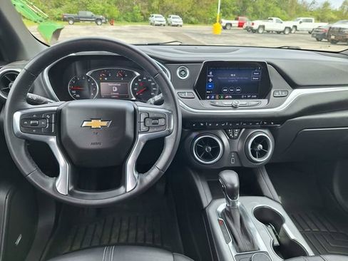 Used 2021 Chevrolet Blazer LT w/ Sound & Technology Package AWD/4WD image 13