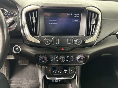 Used 2020 GMC Terrain SLT w/ Preferred Package image 21