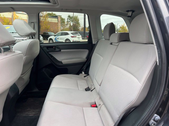Used 2017 Subaru Forester 2.5i Premium w/ All-Weather Package AWD/4WD image 15