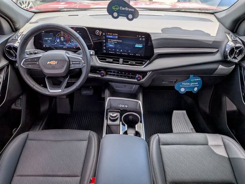 Certified 2026 Chevrolet Equinox LT w/ Convenience Package II FWD image 14