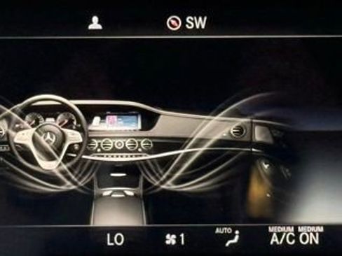 Used 2019 Mercedes-Benz Maybach S 560 4MATIC image 52