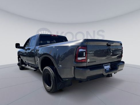 Used 2024 RAM 3500 Big Horn w/ Night Edition AWD/4WD image 4
