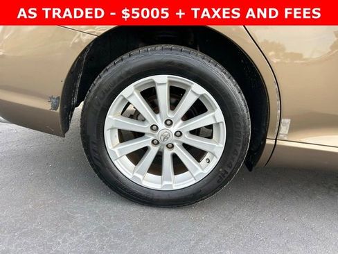Used 2010 Toyota Venza FWD image 7