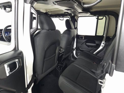 Used 2020 Jeep Gladiator Sport w/ Quick Order Package 24S image 28