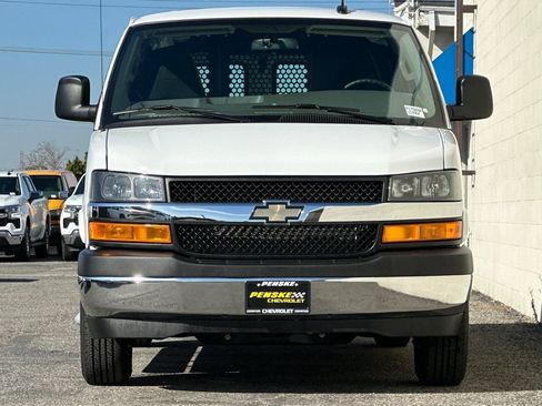 Certified 2024 Chevrolet Express 2500 w/ Driver Convenience Package image 9