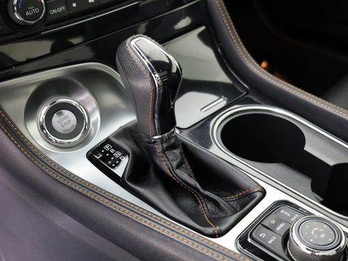 Used 2021 Nissan Maxima SR w/ Sport Mat Group image 6