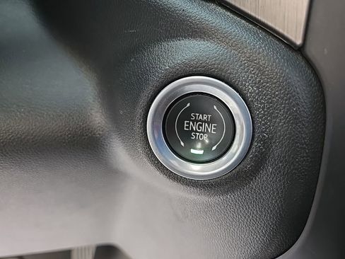 Used 2023 GMC Sierra 2500 Denali w/ Denali Ultimate Package image 23