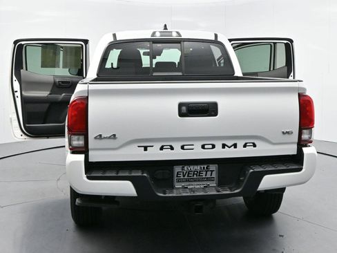Used 2023 Toyota Tacoma SR AWD/4WD image 37