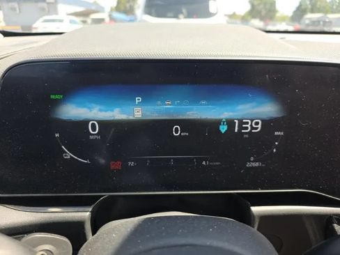 Used 2023 Kia Niro Wind w/ Wind Preserve Package FWD image 11