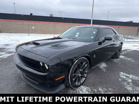 Used 2021 Dodge Challenger R/T Scat Pack w/ Scat Pack Stripe image 1