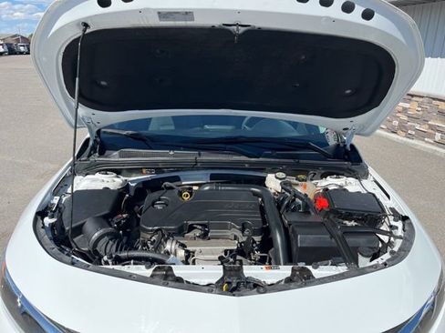 Used 2025 Chevrolet Malibu LS FWD image 24