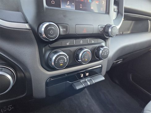 Used 2023 RAM 1500 Big Horn image 26