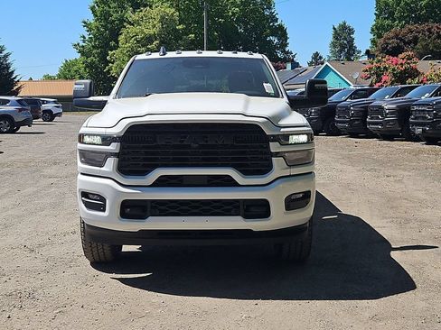 New 2026 RAM 2500 Big Horn AWD/4WD image 2