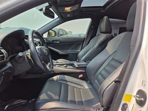Used 2015 Lexus IS 250 w/ F-Sport Package RWD image 19