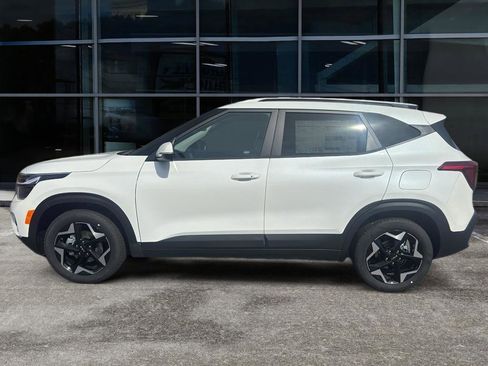 New 2026 Kia Seltos S image 8