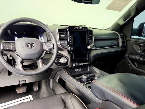 Used 2024 RAM 1500 Limited image 12