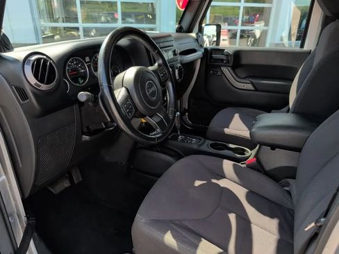 Used 2013 Jeep Wrangler Unlimited Sport AWD/4WD image 12