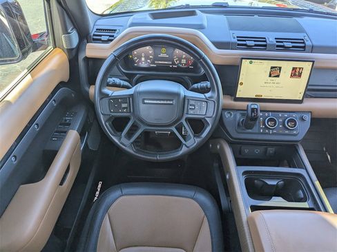 Used 2023 Land Rover Defender 130 X image 7
