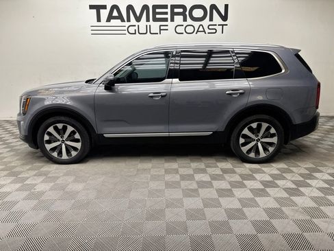 Used 2022 Kia Telluride S FWD image 6
