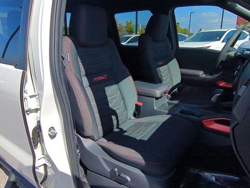 New 2026 Nissan Frontier Pro-X w/ Pro-X Convenience Package image 25