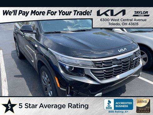 Used 2025 Kia Seltos LX AWD/4WD image 1