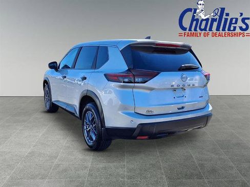 Certified 2025 Nissan Rogue S AWD/4WD image 5