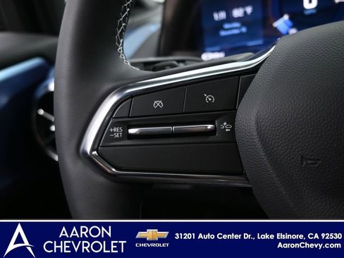 New 2026 Chevrolet Equinox EV LT image 30