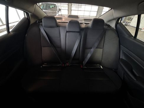 Used 2025 Nissan Altima 2.5 SV image 39