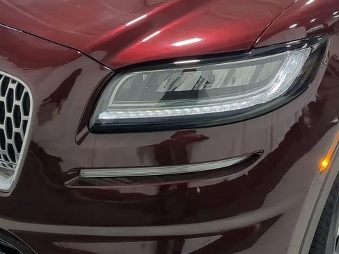 Used 2023 Lincoln Nautilus Reserve image 18