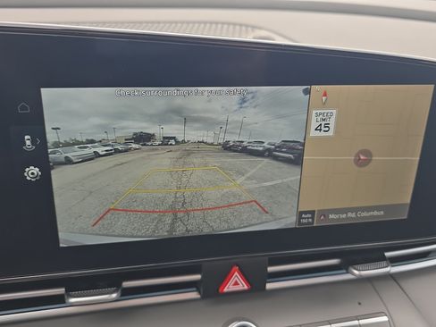 Used 2024 Hyundai Elantra SEL w/ Convenience Package FWD image 19