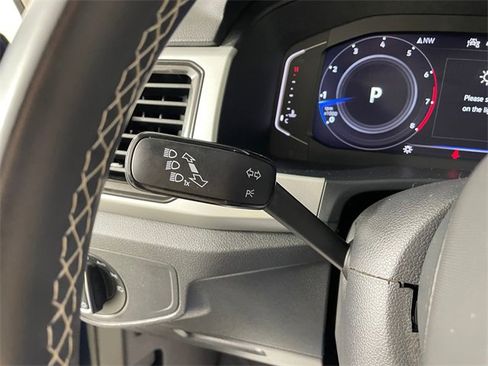 Used 2022 Volkswagen Atlas SE image 13