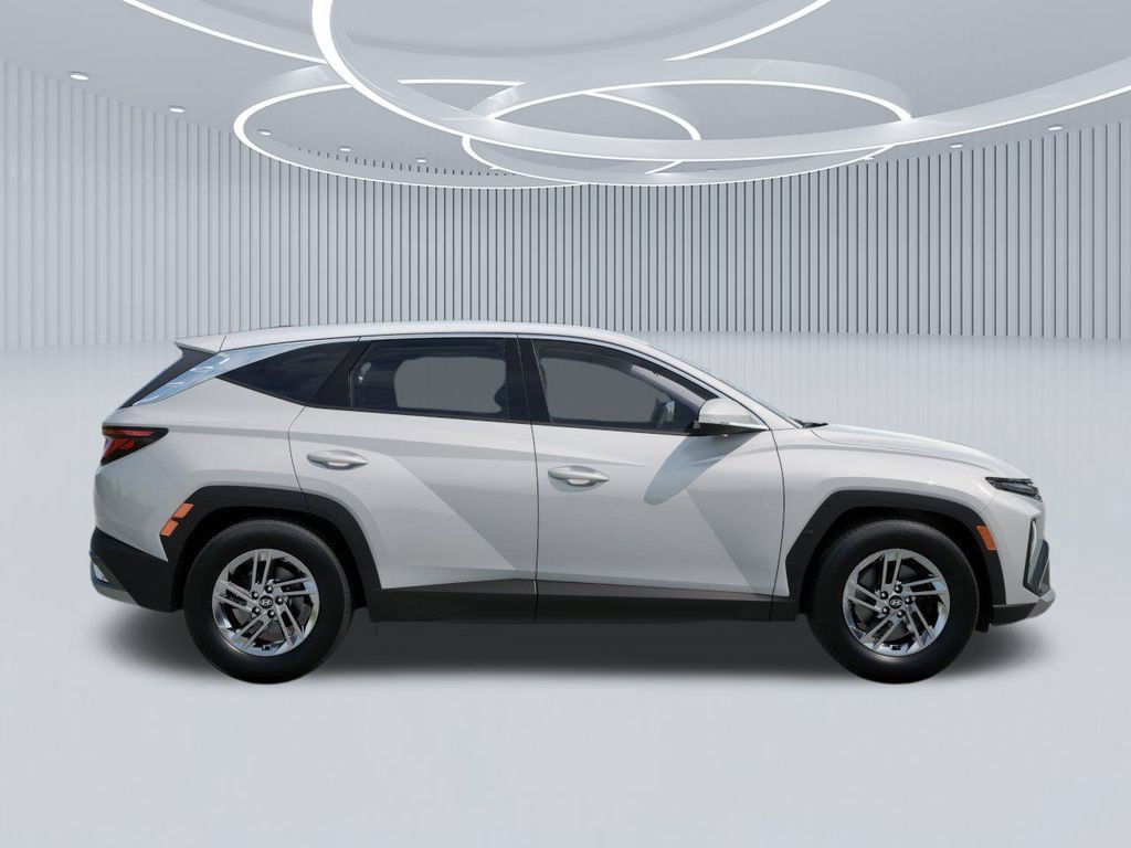New 2026 Hyundai Tucson SE FWD image 7