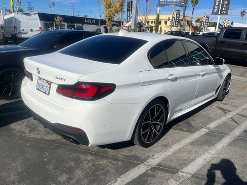 Used 2022 BMW 540i w/ M Sport Package image 5