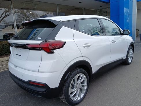 New 2027 Chevrolet Bolt LT w/ Comfort Package FWD image 4