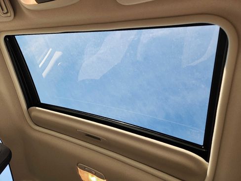 Certified 2025 Subaru Crosstrek 2.0i Premium image 14