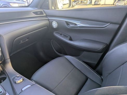 Certified 2023 INFINITI QX50 Sport image 16