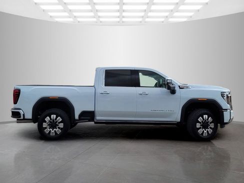New 2026 GMC Sierra 2500 Denali w/ Max Trailering Package image 3