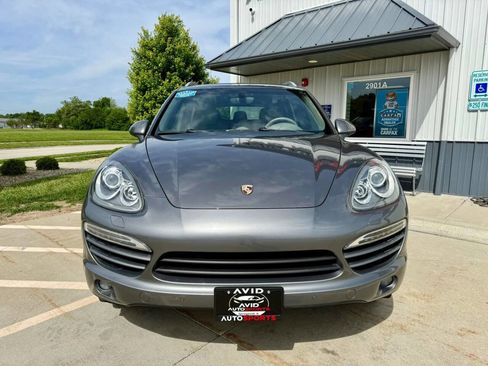 Used 2013 Porsche Cayenne Diesel AWD/4WD image 3