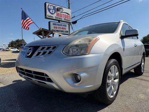 Used 2012 Nissan Rogue SL AWD/4WD image 9