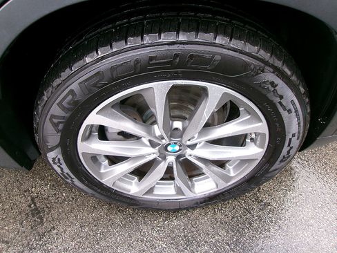 Used 2019 BMW X3 xDrive30i w/ Premium Package image 7