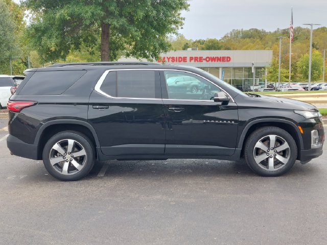 Used 2023 Chevrolet Traverse LT w/ LT Premium Package AWD/4WD image 14