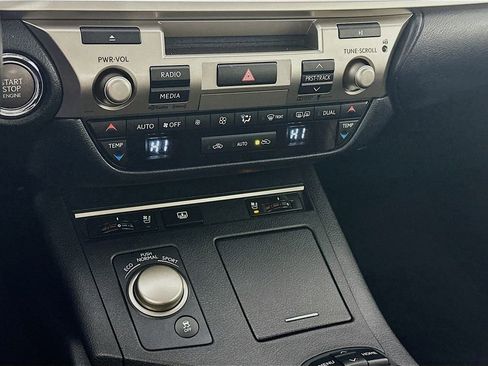 Used 2015 Lexus ES 350 w/ Luxury Package image 18