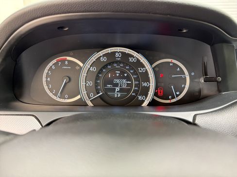 Used 2014 Honda Accord LX image 19