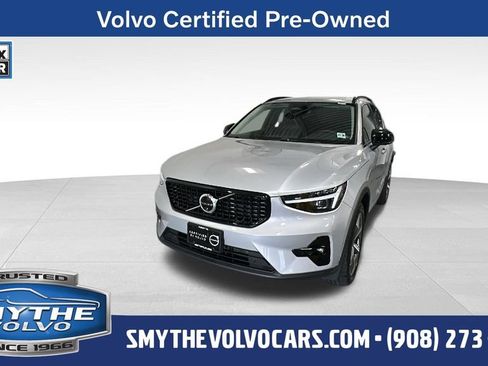 Certified 2024 Volvo XC40 B5 Plus w/ Climate Package AWD/4WD image 1