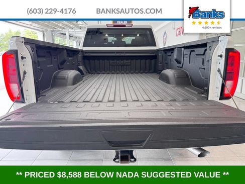 Used 2025 GMC Sierra 2500 SLE w/ SLE Value Package; AWD/4WD image 7
