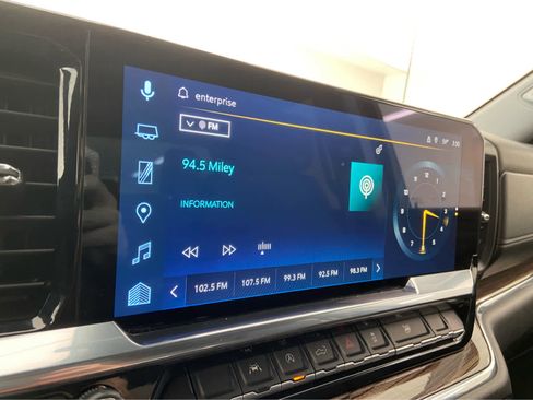 Used 2025 Chevrolet Silverado 1500 LT image 26