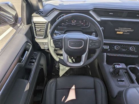 Used 2025 GMC Sierra 1500 Denali w/ Denali Reserve Package AWD/4WD image 16