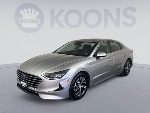 Used 2021 Hyundai Sonata Blue FWD image 1